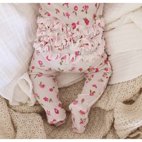 Caden Lane Bamboo Waffle Zipper Ruffle Footie (Bundle of 2) - Picture 8 of 13